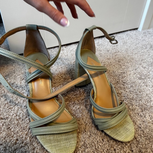 Blue/green heels - Picture 3 of 4